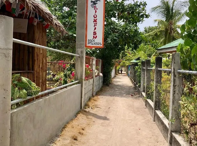 Lionfish Backpackers (adults Only) Hostel