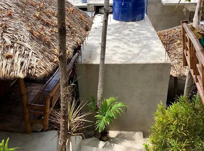 Lionfish Backpackers (adults Only) Hostel *