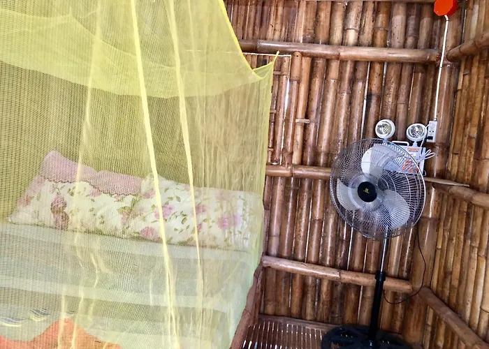 Lionfish Backpackers (adults Only) Malapascua